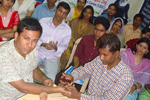 A glimpse of Free Acupressure & Reflexology Session at Campus Auditorium.